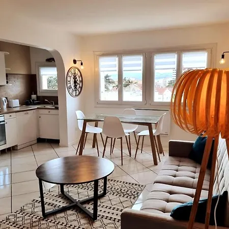 Bright Apartment, 3 Bedrooms