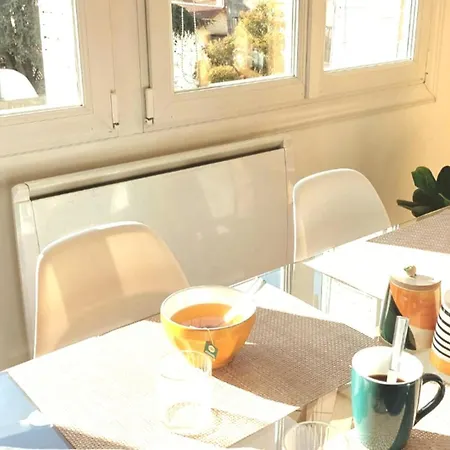 Bright Apartment, 3 Bedrooms 발랑스